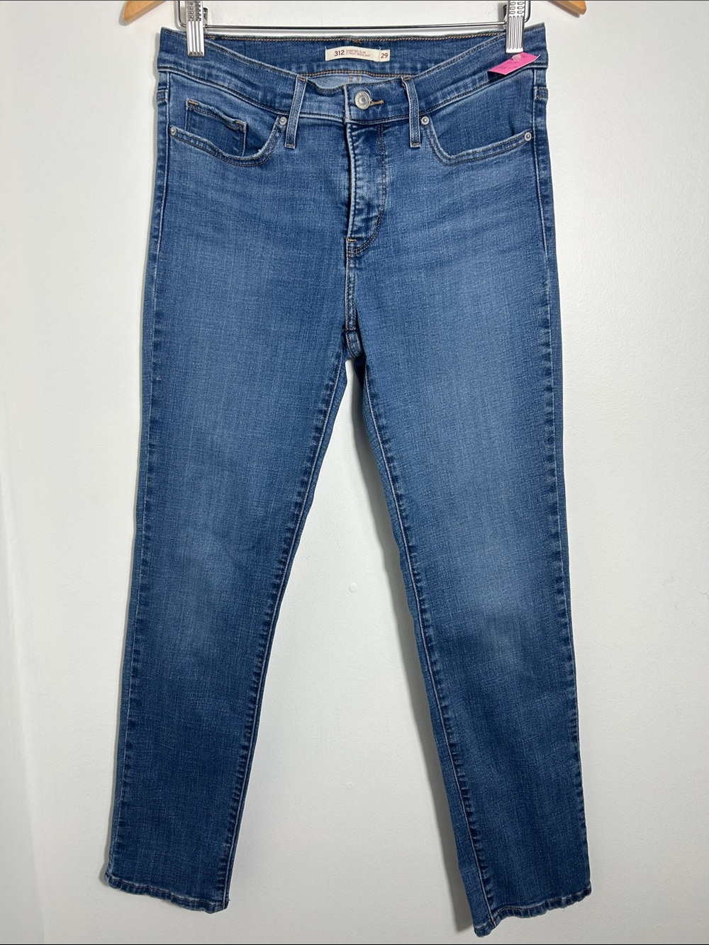 Levi’s 312 Shaping Slim Jeans Women’s Size 29 Medium Wash Stretch Denim